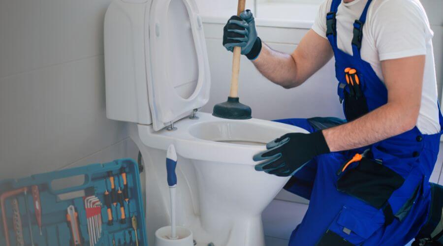Professional clogged toilet repair in Jameson, MO